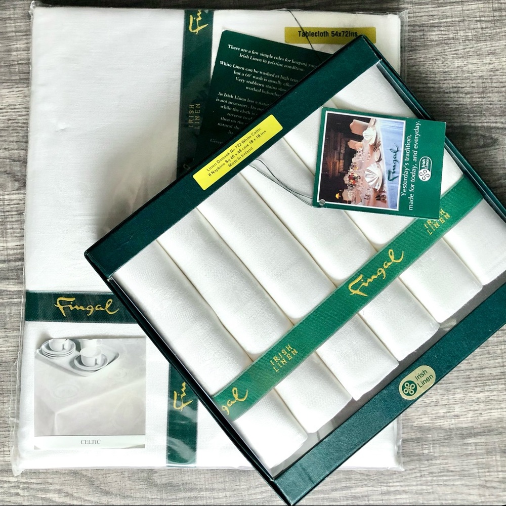 SOLD!!! NEW! Fingal Irish Celtic Damask Linen - Tablecloth & Set of Napkins (6)
